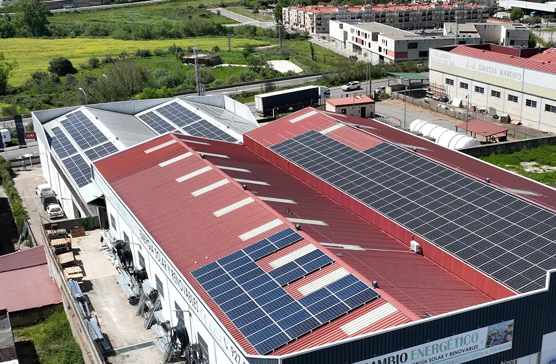 vista aerea Instalación de comunidad solar de Coria, Cáceres
